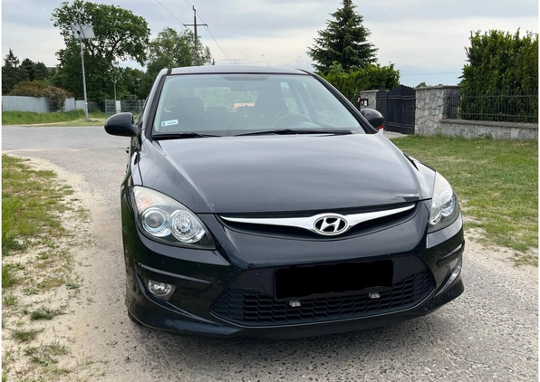 Hyundai I30 cena 21000 przebieg: 190000, rok produkcji 2010 z Maszewo małe 67